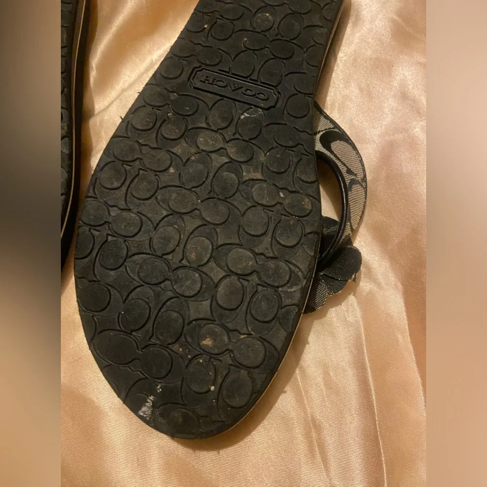 Coach Flower Sandals Size 9B - Picture 6 of 11